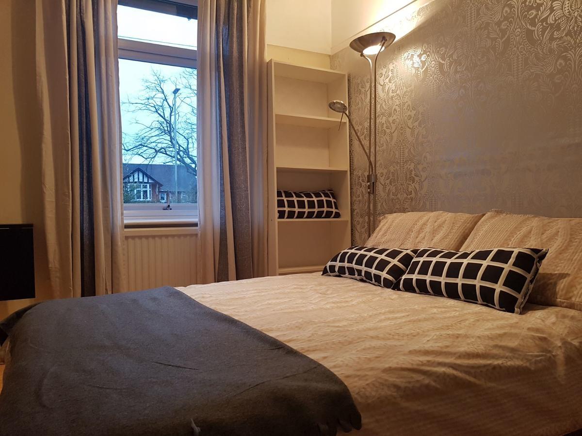 Rome Guest House Лестър Екстериор снимка